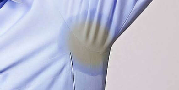 Comment enlever une tâche de transpiration ?